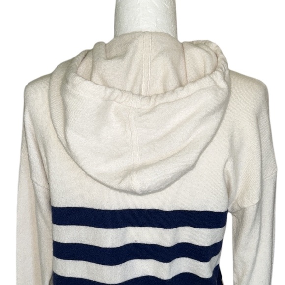 Vineyard Vines Cream & Blue Striped Cashmere & Wool Pullover Hoodie Sweater - M - Picture 9 of 15